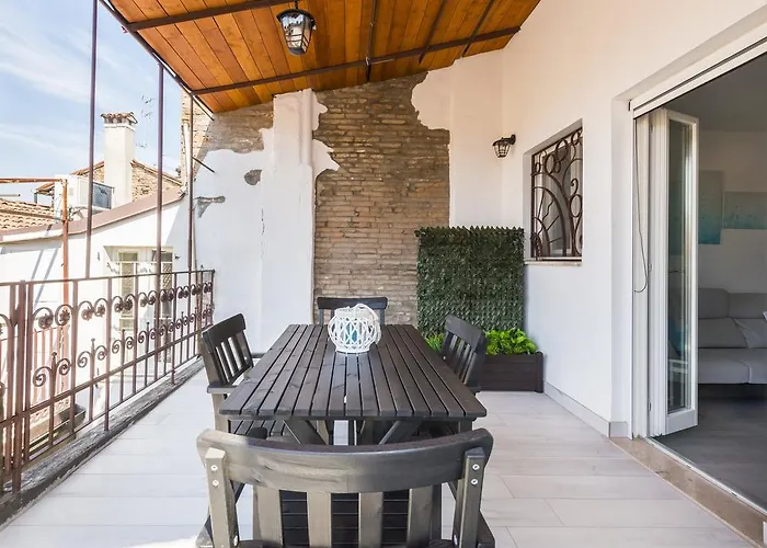 Apartment Attico Del Duomo Modena